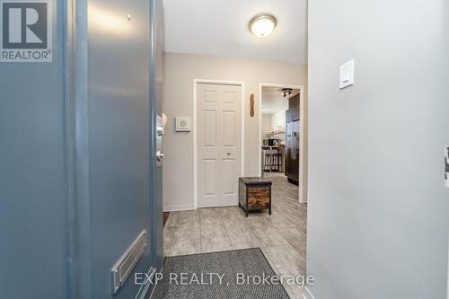 # 519 - 451 The West Mall, Toronto, ON -  Photo Showing Other Room