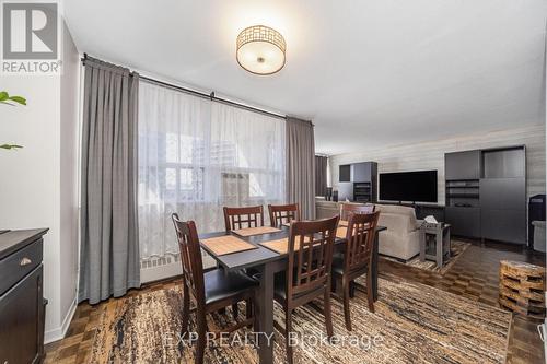 # 519 - 451 The West Mall, Toronto, ON - Indoor Photo Showing Dining Room