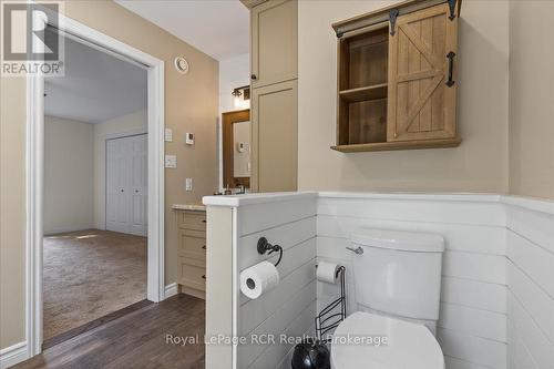 102703 Road 49, West Grey, ON - Indoor Photo Showing Bathroom