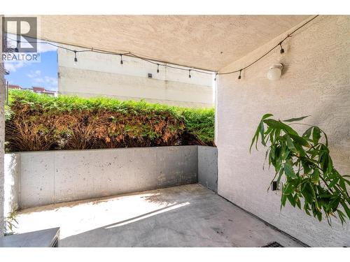 650 3 Street Sw Unit# 112, Salmon Arm, BC - Outdoor