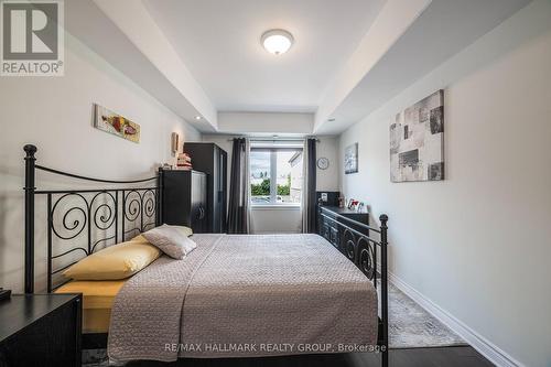 14 - 1238 Marenger Street, Ottawa, ON - Indoor Photo Showing Bedroom