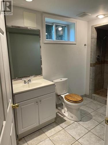 Bsmt - 166 Collings Avenue, Bradford West Gwillimbury, ON - Indoor Photo Showing Bathroom