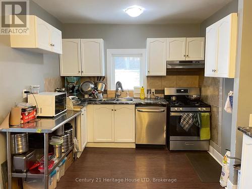 42 Forsythe Street, Fort Erie (Central), ON - Indoor Photo Showing Kitchen With Double Sink