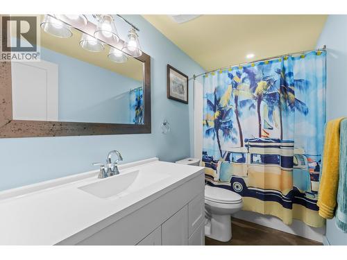 1917 Bass Road, Williams Lake, BC - Indoor Photo Showing Bathroom
