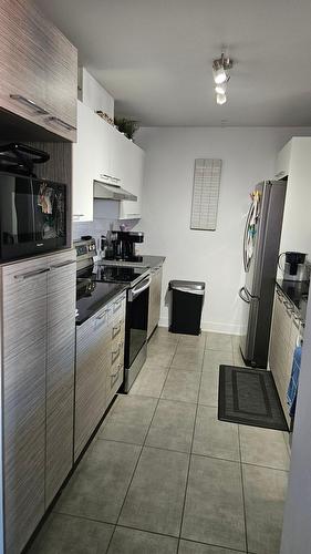 Kitchen - 403-3725 Av. Jean-Béraud, Laval (Chomedey), QC - Indoor Photo Showing Kitchen