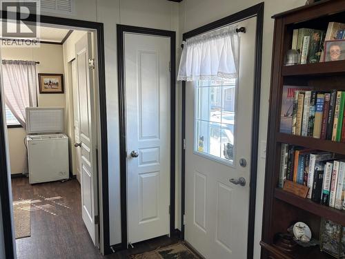 54 208 8Th Street, 100 Mile House, BC - Indoor Photo Showing Other Room