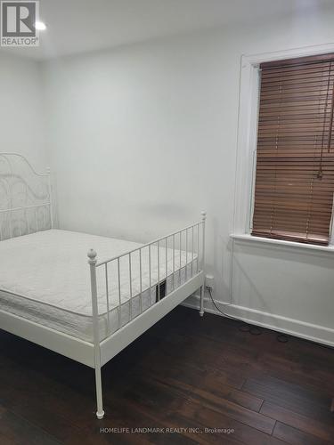 20 Ainslie Avenue, Hamilton, ON - Indoor