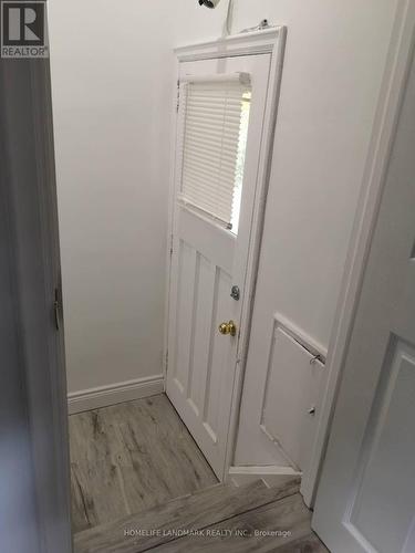 20 Ainslie Avenue, Hamilton, ON - Indoor Photo Showing Other Room