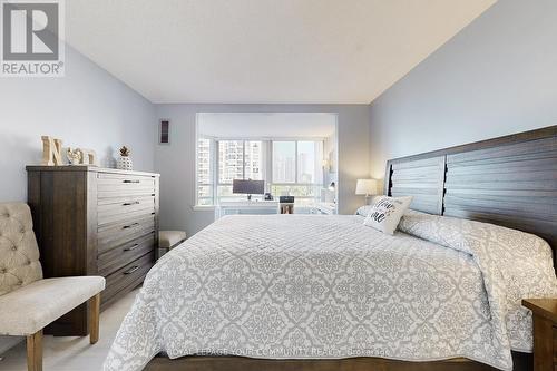 603 - 50 Kingsbridge Garden Circle, Mississauga, ON - Indoor Photo Showing Bedroom