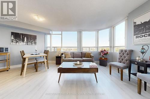 603 - 50 Kingsbridge Garden Circle, Mississauga, ON - Indoor Photo Showing Living Room