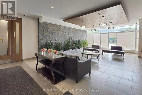 603 - 50 Kingsbridge Garden Circle, Mississauga, ON - Indoor Photo Showing Other Room