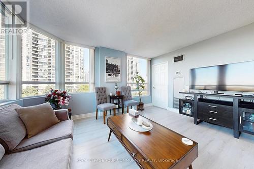 603 - 50 Kingsbridge Garden Circle, Mississauga, ON - Indoor Photo Showing Living Room