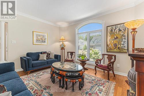 Ash hardwood flooring flows thru main level - 475 Moffatt Street, Carleton Place, ON - Indoor Photo Showing Living Room