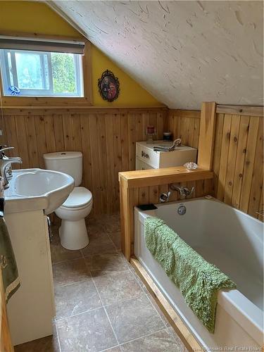 1760 St.Peter Ave, Bathurst, NB 