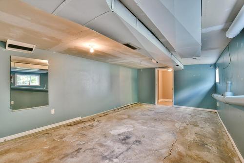 Family room - 828 Rg St-Esprit, L'Épiphanie, QC - Indoor Photo Showing Other Room