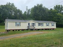 16 Ritchie RD  Ritchie, NB E6H 1G9