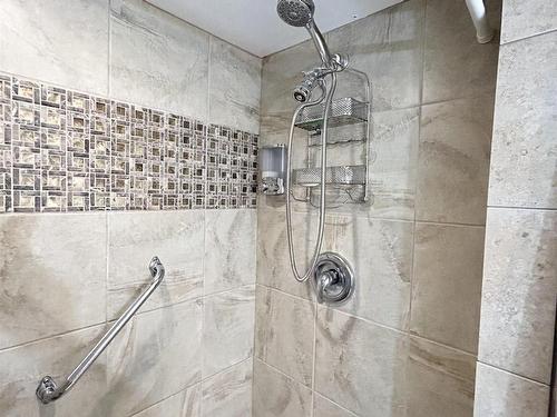 8 Smith Avenue, Springhill, NS 