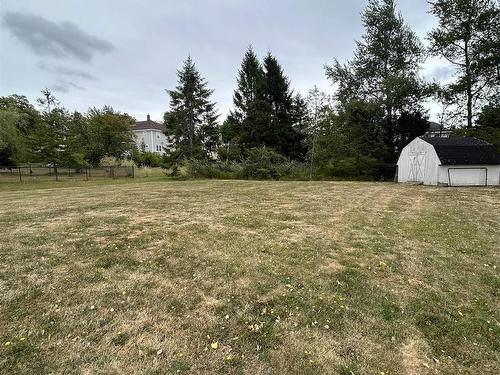 8 Smith Avenue, Springhill, NS 