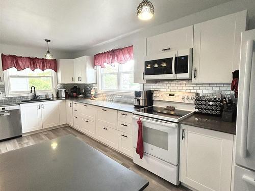 8 Smith Avenue, Springhill, NS 