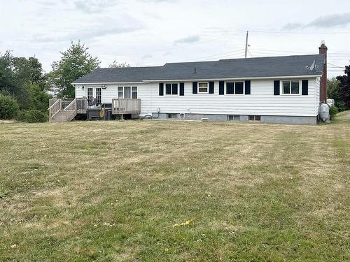 8 Smith Avenue, Springhill, NS 