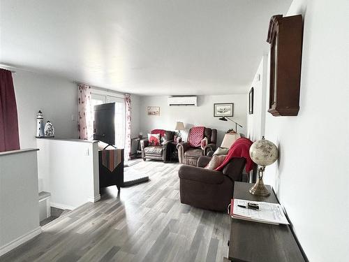 8 Smith Avenue, Springhill, NS 