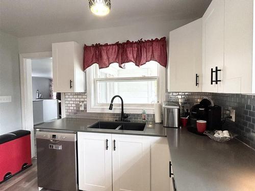 8 Smith Avenue, Springhill, NS 