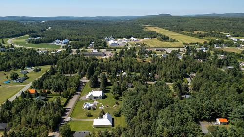 Nearby - Rue Alexandre, Saint-Jean-De-Matha, QC 