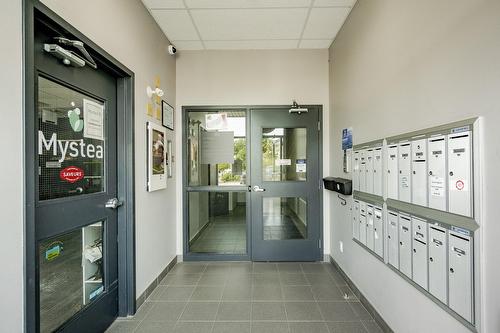 Hall d'entrée/Vestibule - 204B-373 Rue King E., Sherbrooke (Fleurimont), QC - Indoor Photo Showing Other Room