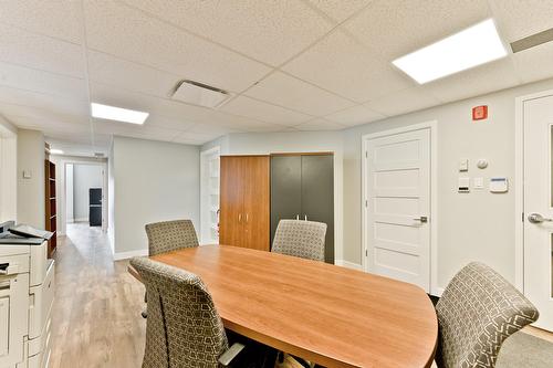 Salle de conférence - 204B-373 Rue King E., Sherbrooke (Fleurimont), QC - Indoor