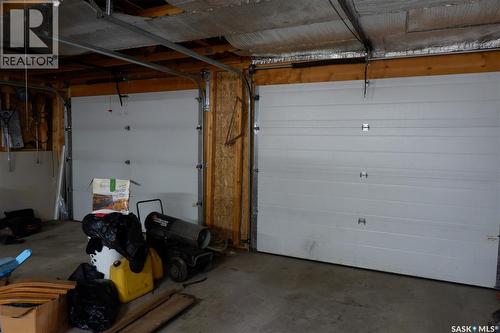 221 7Th Avenue W, Assiniboia, SK - Indoor Photo Showing Garage