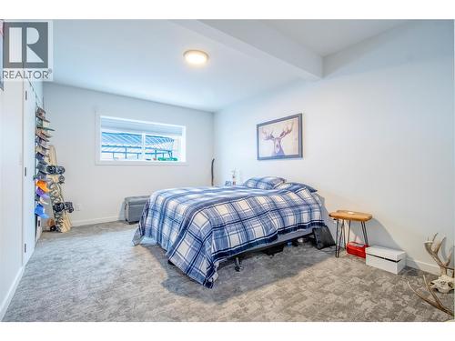 2521 Panoramic Way, Blind Bay, BC - Indoor Photo Showing Bedroom