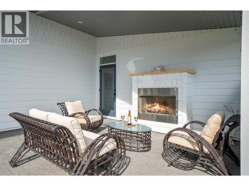 2521 Panoramic Way, Blind Bay, BC -  Photo Showing Living Room With Fireplace