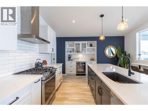 2521 Panoramic Way, Blind Bay, BC - Indoor Photo Showing Kitchen With Upgraded Kitchen