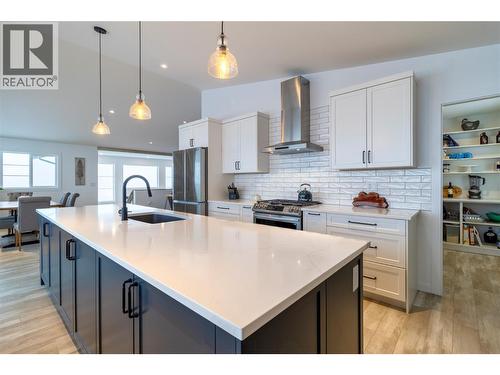 2521 Panoramic Way, Blind Bay, BC - Indoor Photo Showing Kitchen With Upgraded Kitchen