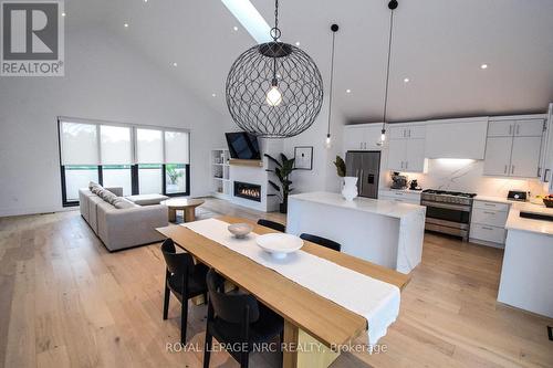 82 Ivy Crescent, Thorold (Confederation Heights), ON - Indoor