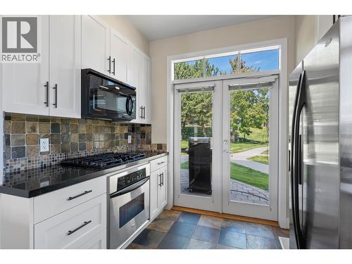175 Holloway Drive Unit# 49, Kamloops, BC - Indoor Photo Showing Kitchen