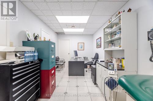 799 Bloor Street W, Toronto, ON 