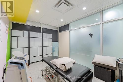 799 Bloor Street W, Toronto, ON 