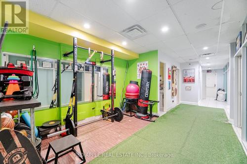 799 Bloor Street W, Toronto, ON 