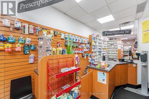 799 Bloor Street W, Toronto, ON 