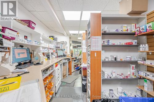 799 Bloor Street W, Toronto, ON 