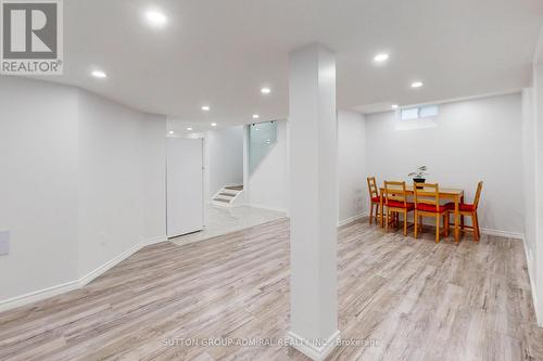 3 Cypress Point Street, Barrie, ON - Indoor