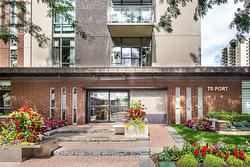 405 - 70 PORT STREET E  Mississauga, ON L5G 4V8