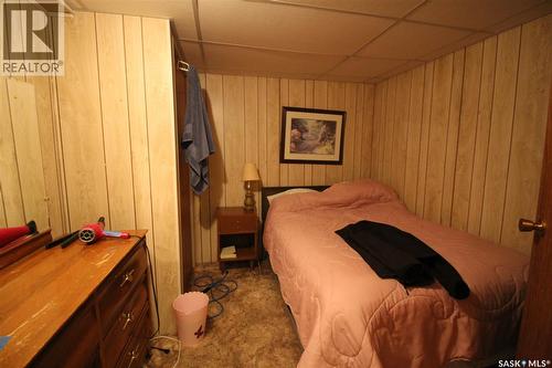 614 Front Street, Eastend, SK - Indoor Photo Showing Bedroom