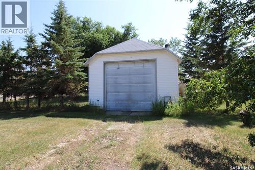 614 Front Street, Eastend, SK - Outdoor