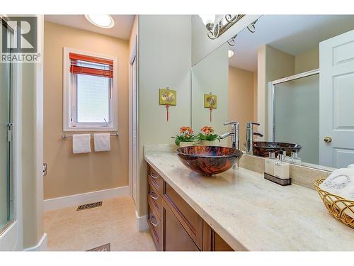 343 Stellar Drive, Kelowna, BC - Indoor