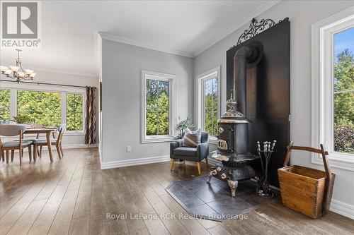 7572 Sideroad 3 E, Wellington North, ON - Indoor