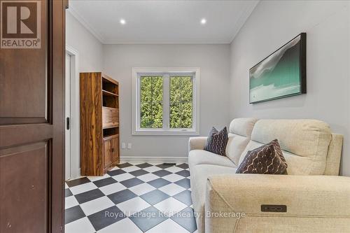 7572 Sideroad 3 E, Wellington North, ON - Indoor