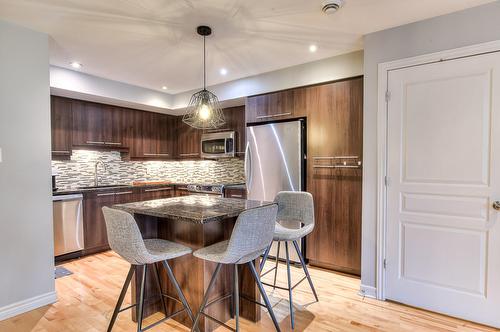 Cuisine - 3895 Rue Céline-Marier, Montréal (Saint-Laurent), QC 