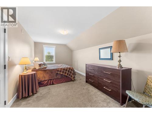 Upstairs Bedroom 1 - 3550 Benvoulin Road, Kelowna, BC - Indoor Photo Showing Bedroom